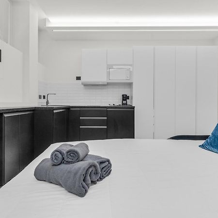 Pab60 -Crescenzago-Luxury Blue House Apartment Milan Exterior photo